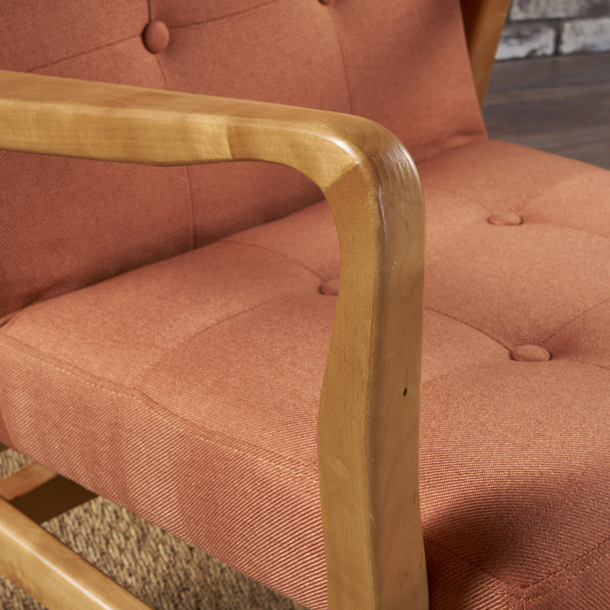 CLUB CHAIR - V.I.P Digital Presence