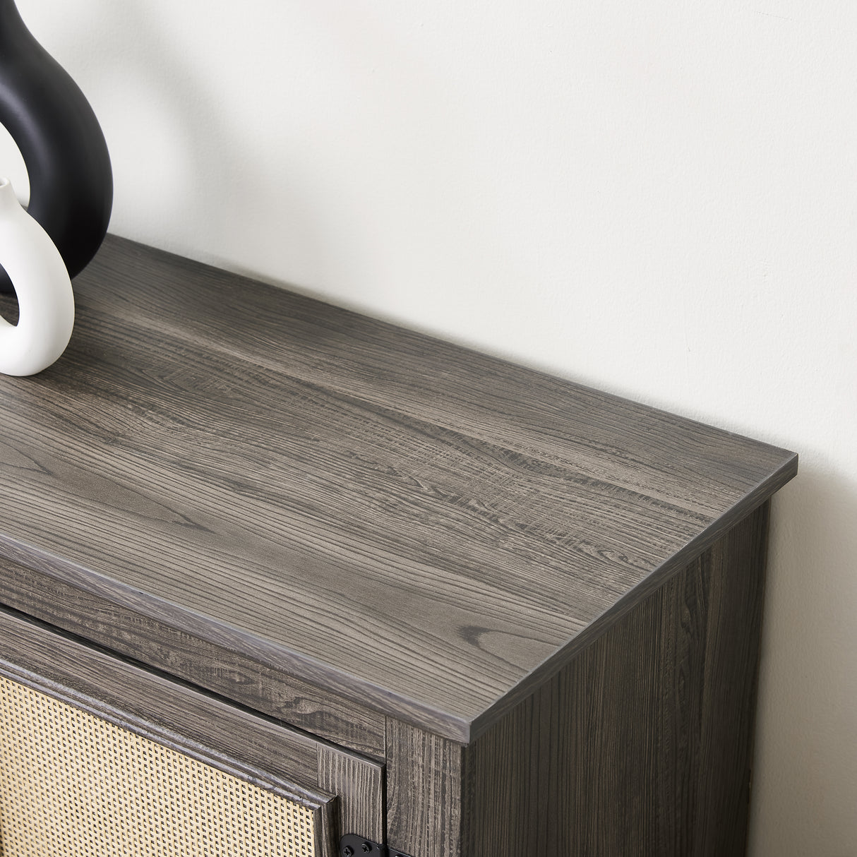 Vine TV stand console table, suitable for TVs under 70 inches, equipped with 2 storage shelves and 2 natural rattan doors, gray - V.I.P Digital Presence