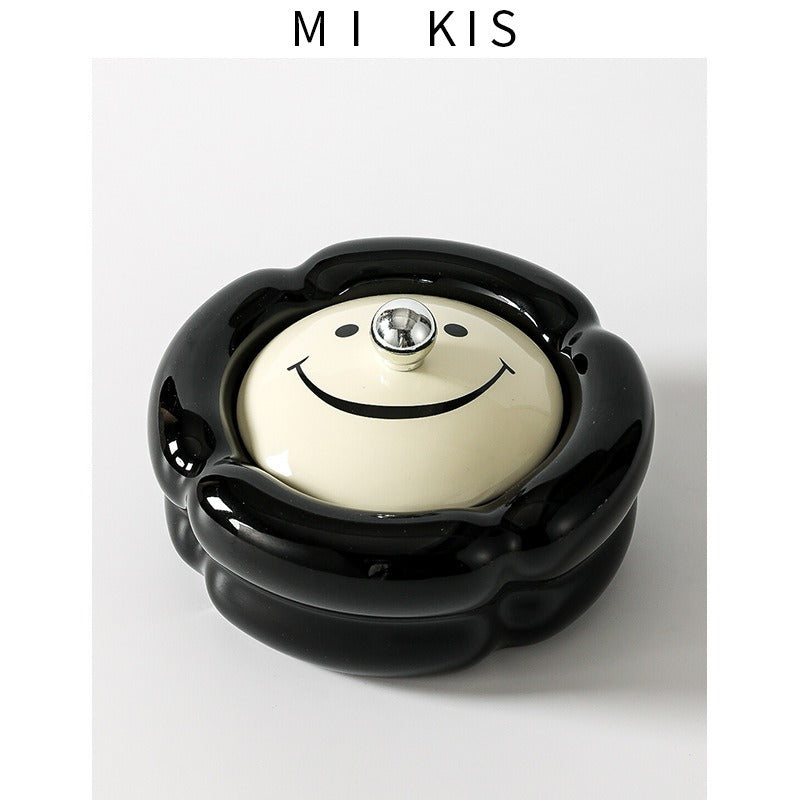 Light luxury and high-end feeling, home living room, anti fly ash with lid, office, high-end and atmospheric level, ceramic creative ashtray - V.I.P Digital Presence