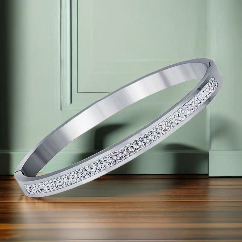 Stainless steel titanium steel bracelet for women non fading electroplated buckle jewelry for women - V.I.P Digital Presence