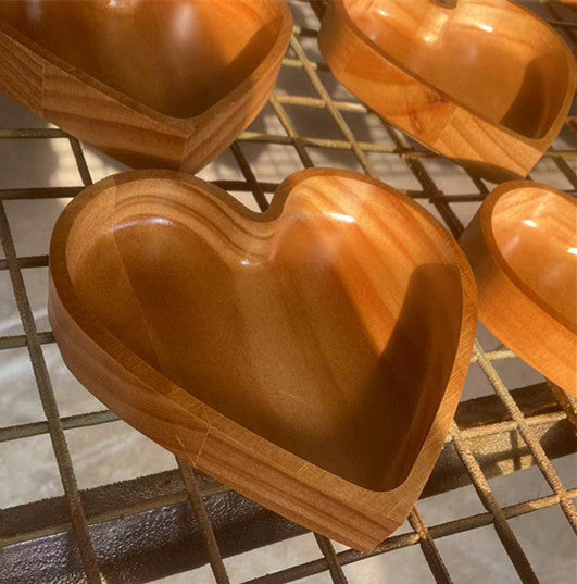 Wooden fruit box, whole wood heart-shaped candy box, nut and dried fruit storage tray, Japanese style solid wood stackable - V.I.P Digital Presence