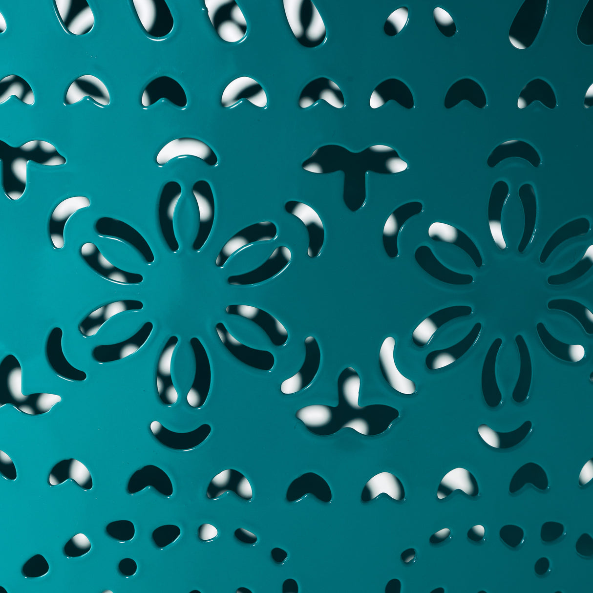 RUBY12 SIDE TABLE - V.I.P Digital Presence