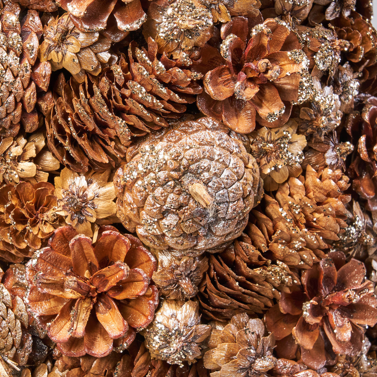 PINE CONE TABLE TOP TREE - V.I.P Digital Presence