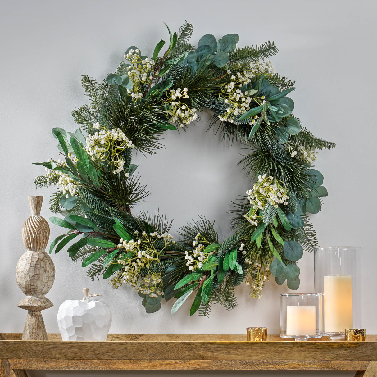 30IN Eucalyptus leaves, pine twigs, stars wreath - V.I.P Digital Presence