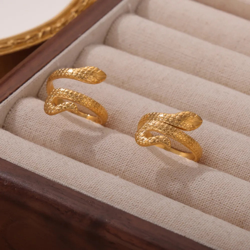 Titanium Steel Snake Shape Bypass Ring - V.I.P Digital Presence