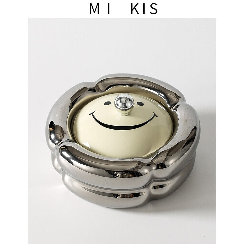 Light luxury and high-end feeling, home living room, anti fly ash with lid, office, high-end and atmospheric level, ceramic creative ashtray - V.I.P Digital Presence