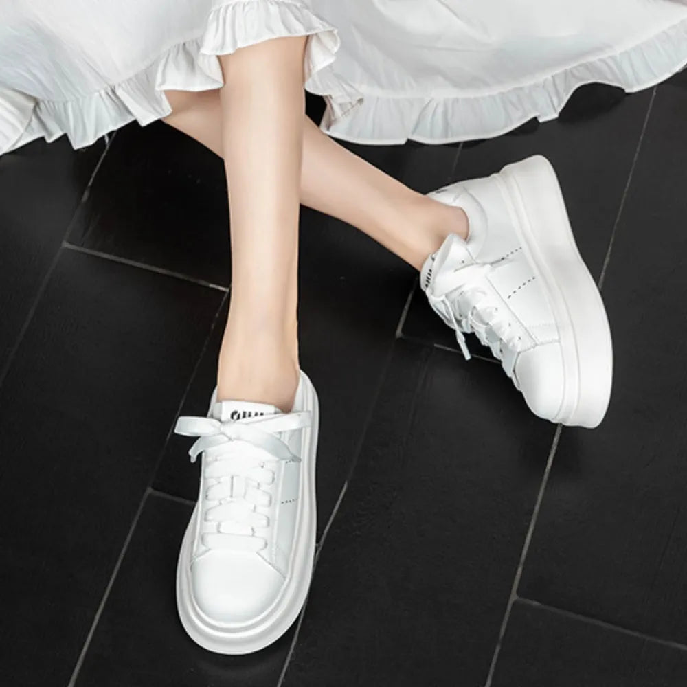 Lace Up Contrast Round Toe Platform Sneakers - V.I.P Digital Presence
