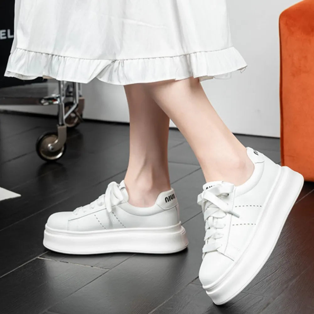Lace Up Contrast Round Toe Platform Sneakers - V.I.P Digital Presence