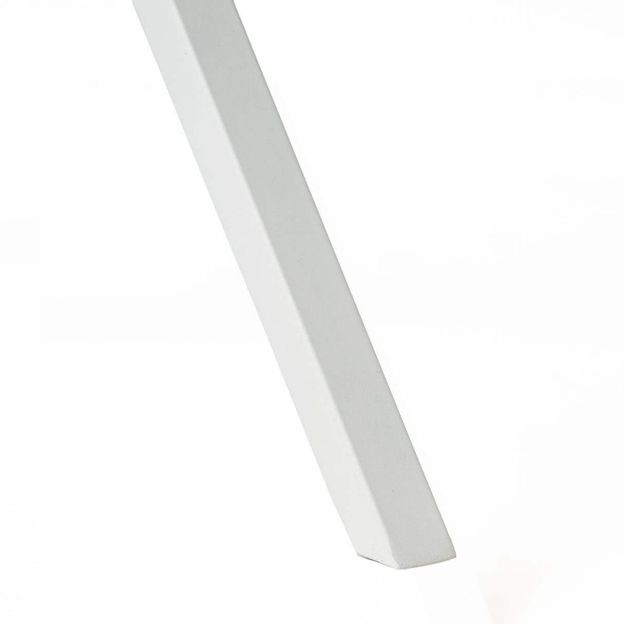 COMPUTER DESK - V.I.P Digital Presence