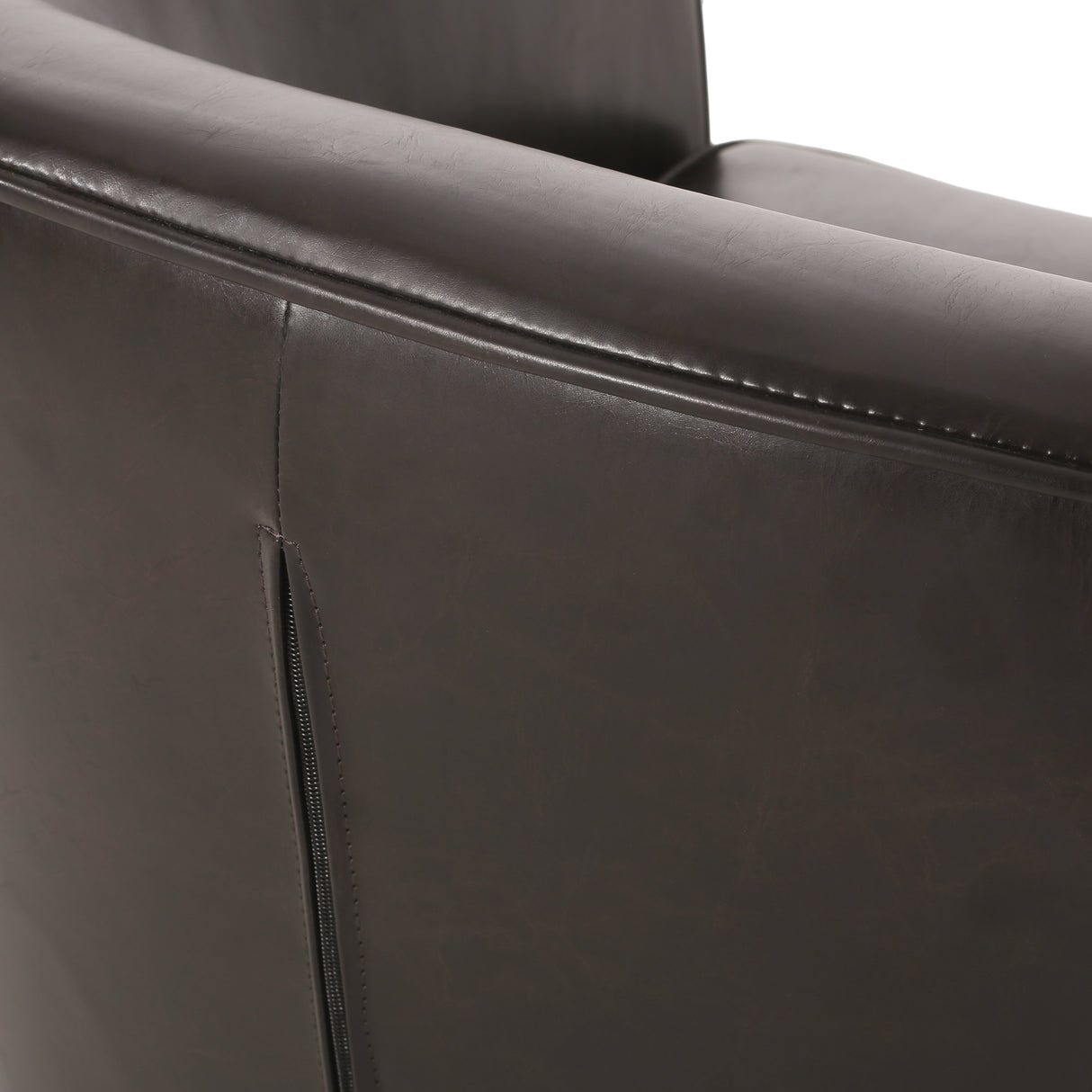 CLUB CHAIR - V.I.P Digital Presence