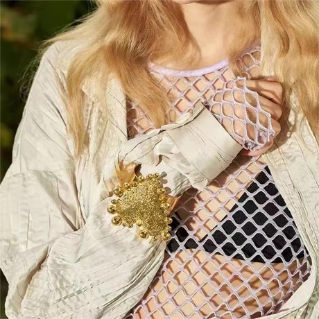 European and American niche design retro gold big love open wide metal bracelet light luxury high-end exquisite bracelet - V.I.P Digital Presence