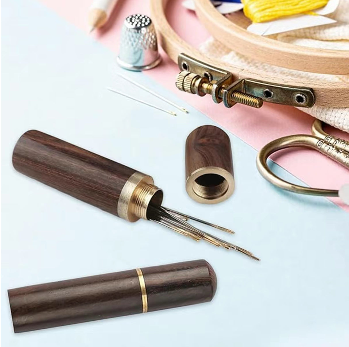 Wodden Case Needle Set