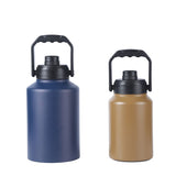 Botella de agua deportiva de acero inoxidable con doble pared, de medio galón, con aislamiento, de 64 oz y 128 oz, con asa