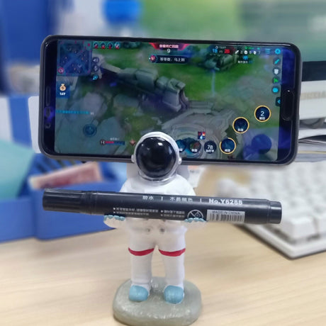 Creative Glasses Frame Display Stand Flat Bottom Spaceman Bracket Holder Resin Crafts Decoration - V.I.P Digital Presence