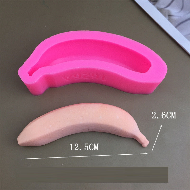 A 3D banana mousse cake with jelly pudding baked and decorated using silicone molds - V.I.P Digital Presence