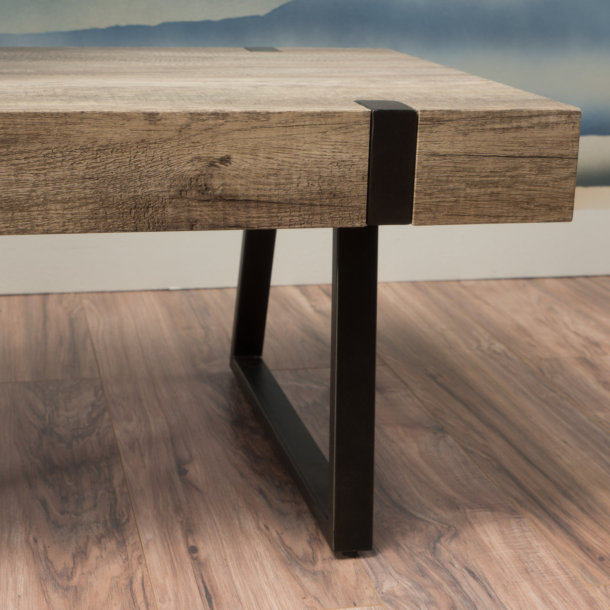 COFFEE TABLE - V.I.P Digital Presence