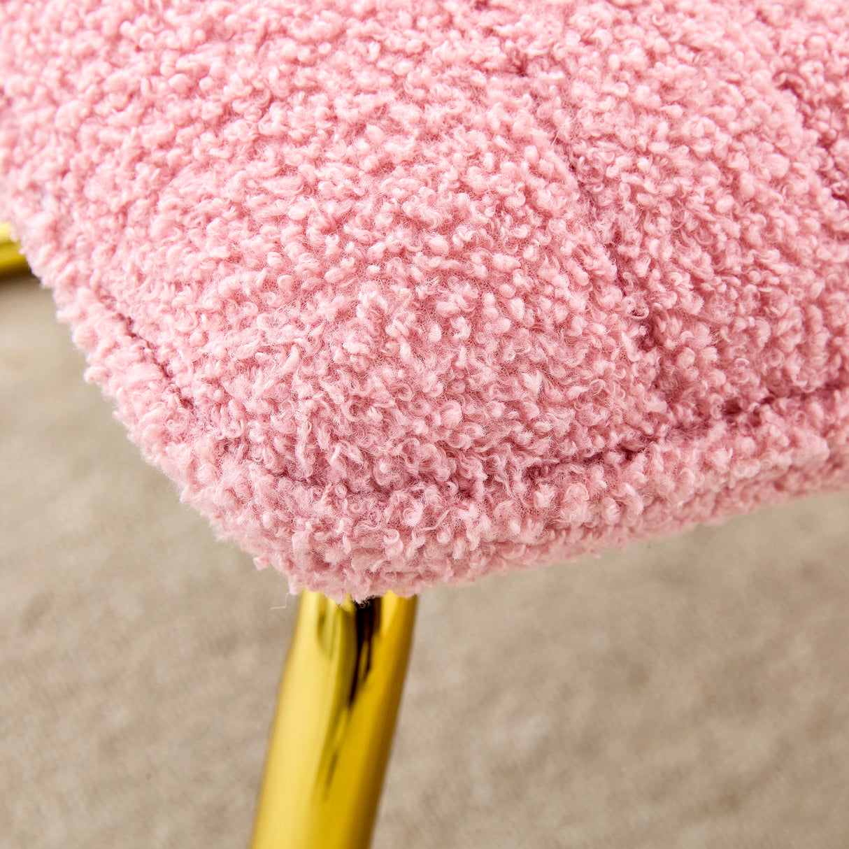 Modern minimalist pink plush fabric single person sofa chair with golden metal legs