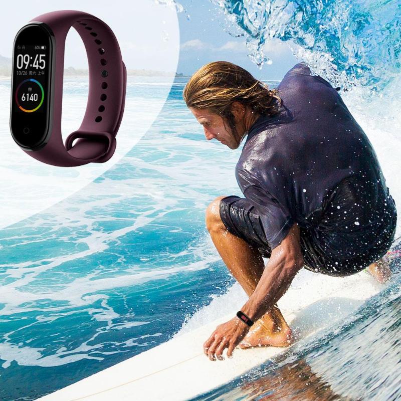 Pulsera inteligente Xiaomi Mi Band 4, versión china, con control del ritmo cardíaco hasta 5 ATM (rojo vino) 