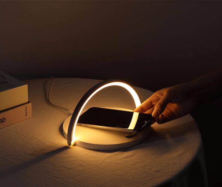 Lámpara de carga inalámbrica Qi de madera con soporte de luz nocturna para Samsung Galaxy S10e, Note10, 9 Plus y Xiaomi. 