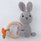 Campana relajante para bebé con nombre tallado, regalo para recién nacido, regalo para el baño, muñeca de dibujos animados tejida