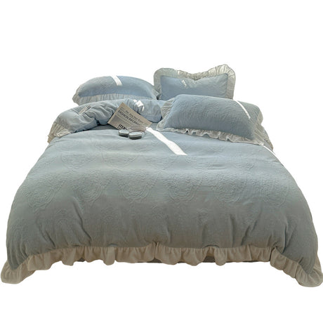 A-class ins princess style milk velvet four piece set lace carved velvet warm duvet cover winter bedding - V.I.P Digital Presence
