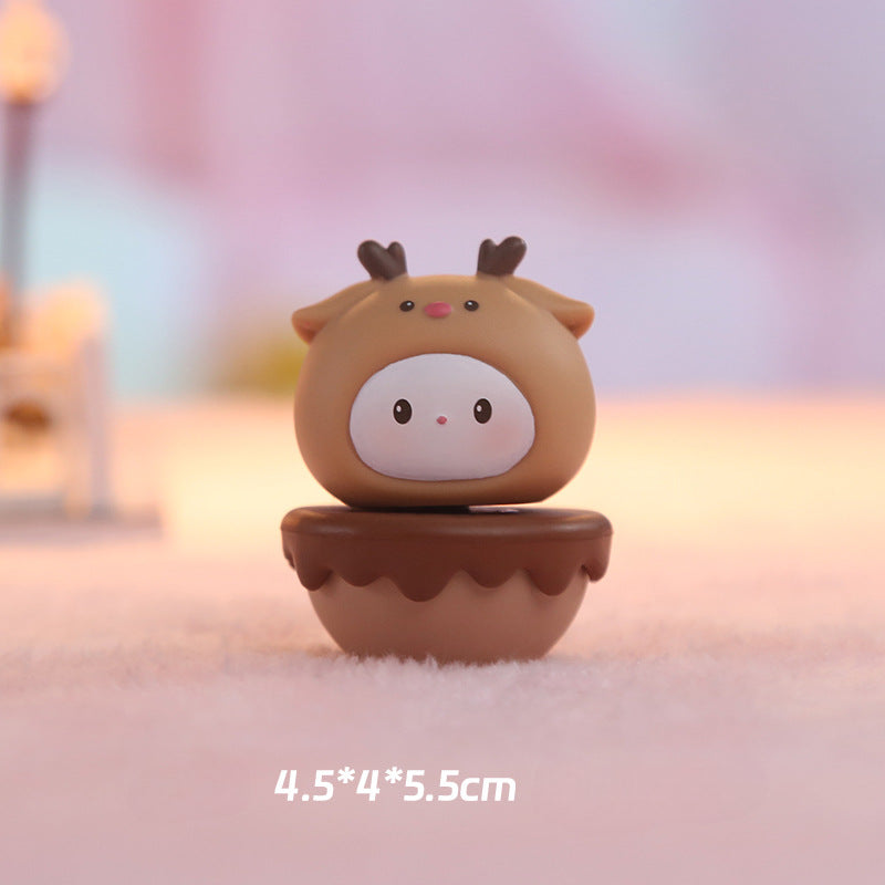 Comes with fragrance and a wobbly figurine gift Office decoration figurine resin tabletop cute little ornament - V.I.P Digital Presence