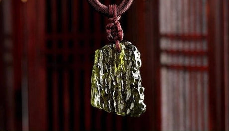 1Pcs Natural Czech meteorite pendant rough green meteorite jewelry necklace fine crystal gravel - V.I.P Digital Presence
