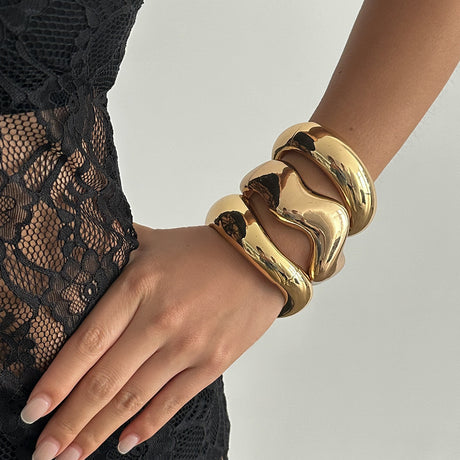 Fashionable metal curved spring bracelet, casual irregular Bracelet set - V.I.P Digital Presence
