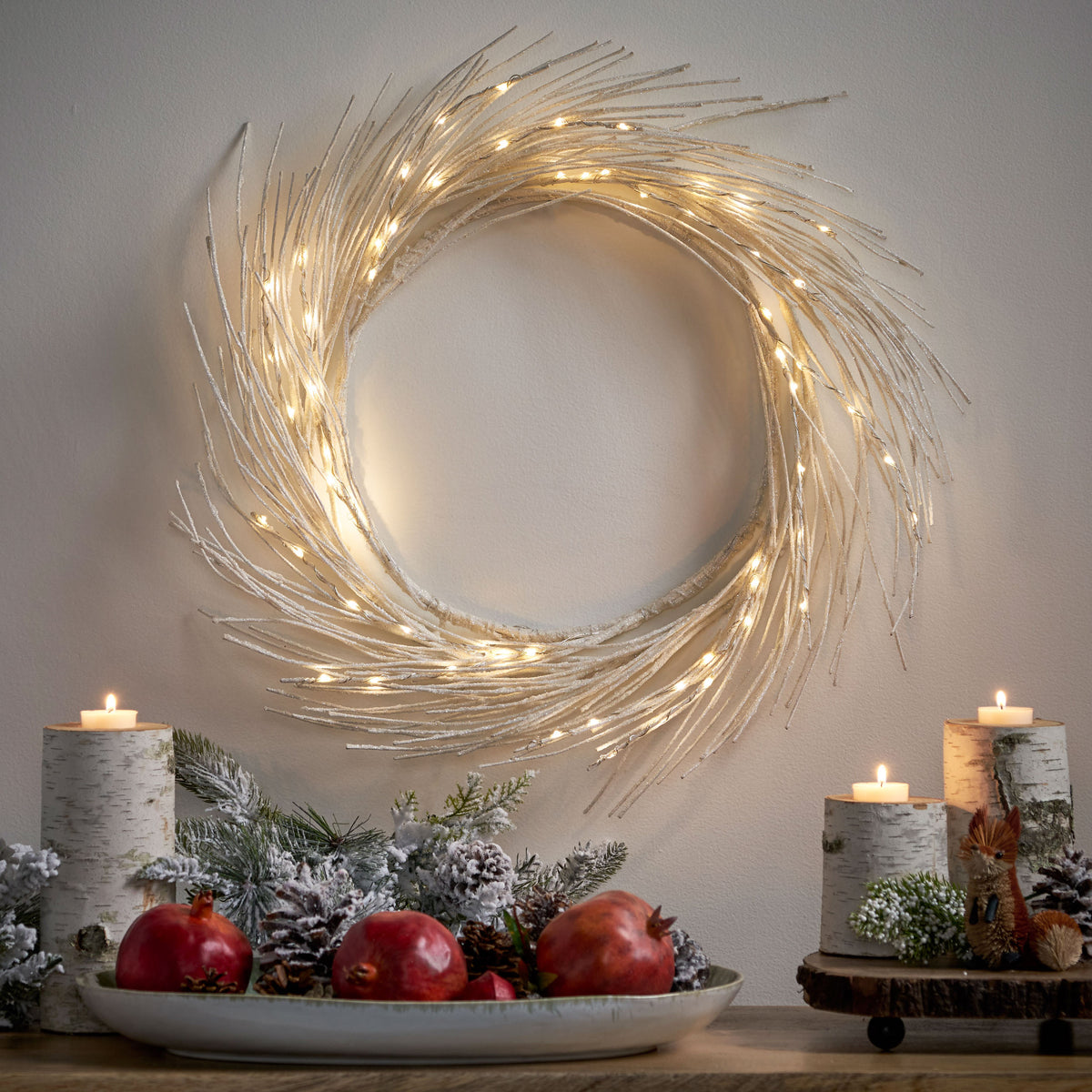 24" PAPER WREATH WITH LED LIGHT - V.I.P Digital Presence