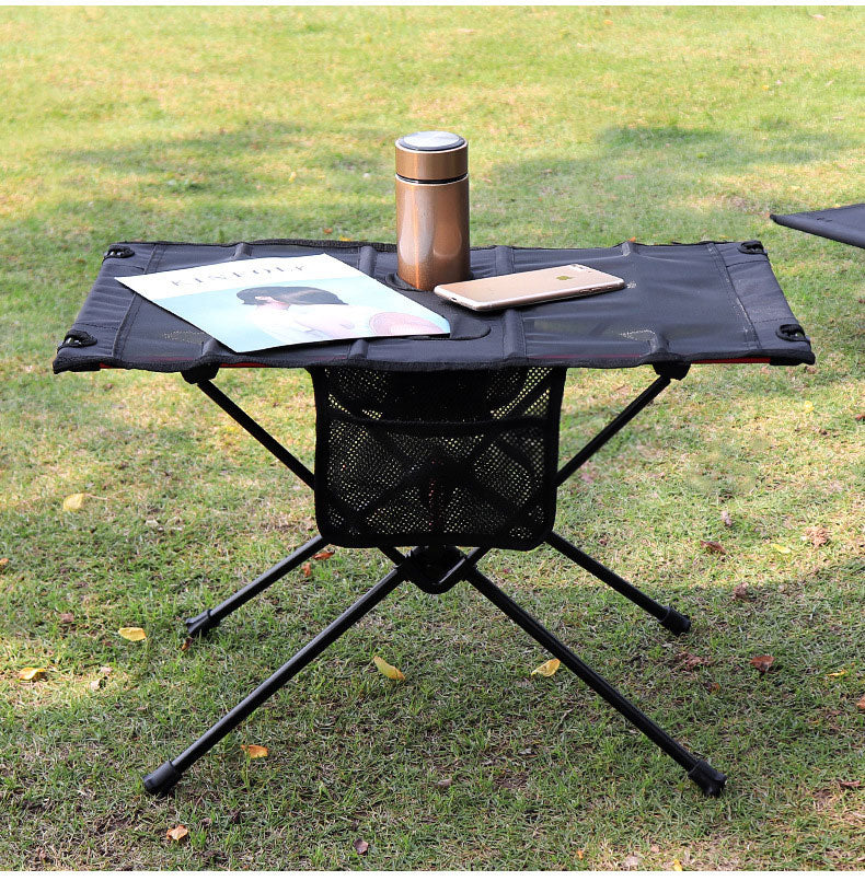 Mesa plegable ultraligera para acampar al aire libre, portátil, para barbacoa, picnic, con agujero para taza y bolsa para teléfono móvil, mesa pequeña