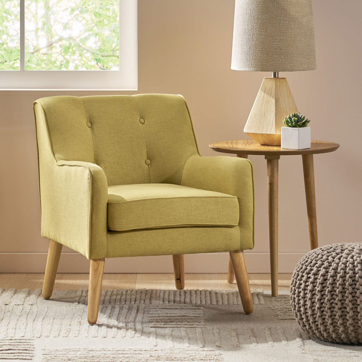 ARM CHAIR - V.I.P Digital Presence