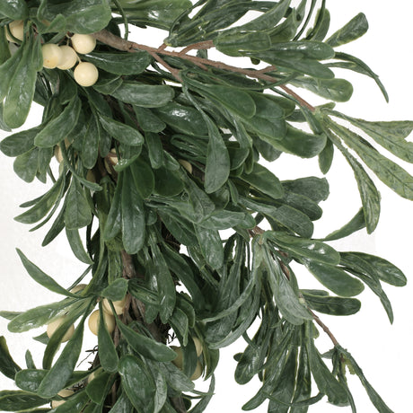 29" SNOWBERRY WREATH - V.I.P Digital Presence