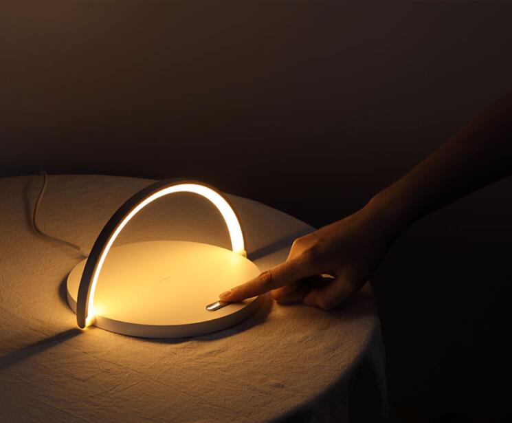 Lámpara de carga inalámbrica Qi de madera con soporte de luz nocturna para Samsung Galaxy S10e, Note10, 9 Plus y Xiaomi. 