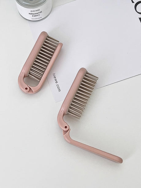 Foldable and convenient travel comb - V.I.P Digital Presence