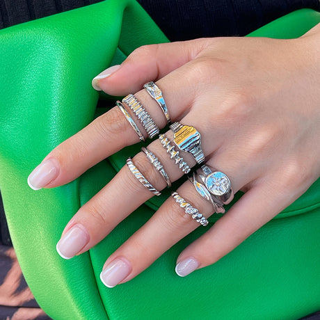 Vintage Irregular Gear Ring Versatile Diamond Set with Metallic Geometric Rings - V.I.P Digital Presence