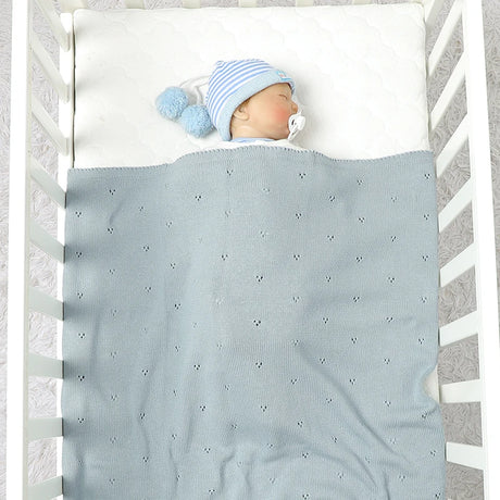 Knitted solid color hollow point duvet cover for male and female babies - V.I.P Digital Presence