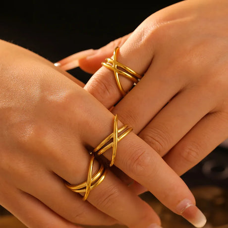 18K Gold-Plated Crisscross Ring - V.I.P Digital Presence