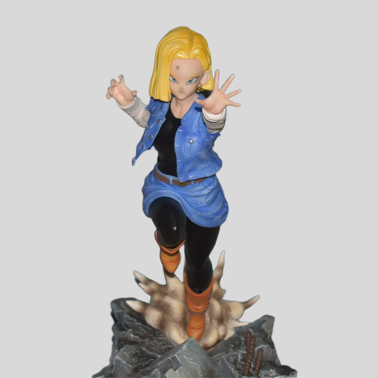 Figura de Dragon Ball n.° 17 y n.° 18, brazo cortado, guerrero futuro Wufan, figura de anime Wufan