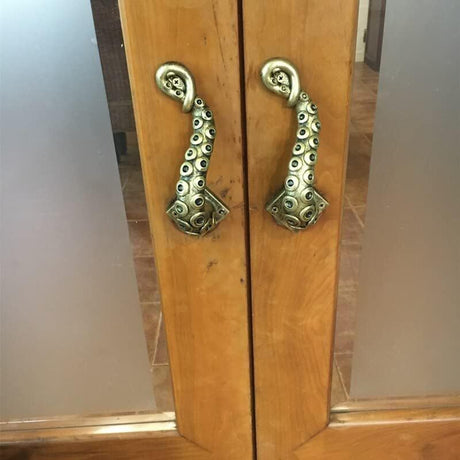 Steampunk retro octopus door handle resin craft - V.I.P Digital Presence