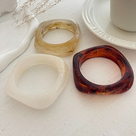 Vintage Irregular Dyeing Bracelet Round Wide Face Acrylic Bracelet for Women - V.I.P Digital Presence