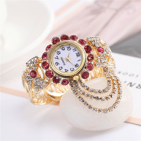 New trend and fashion women's watch with diamond inlaid digital quartz female bracelet watch - V.I.P Digital Presence