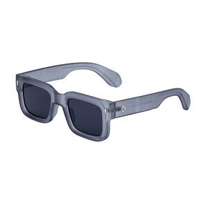 Fashionable boxy sunglasses for men with a simple frame that can be paired with nearsighted glasses - V.I.P Digital Presence
