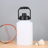 Botella de agua deportiva de acero inoxidable con doble pared, de medio galón, con aislamiento, de 64 oz y 128 oz, con asa
