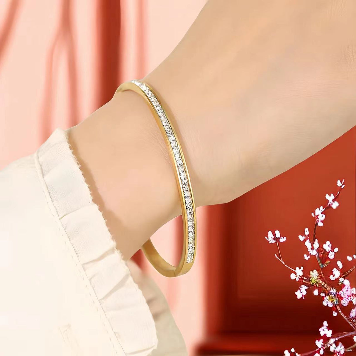 Stainless steel titanium steel bracelet for women non fading electroplated buckle jewelry for women - V.I.P Digital Presence