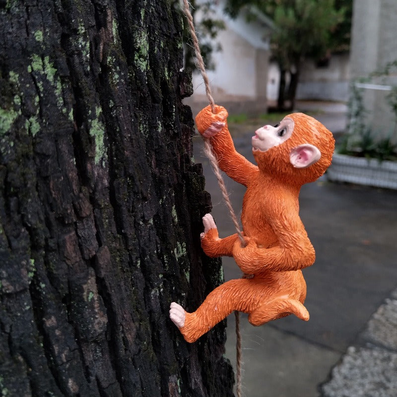 Outdoor Climbing Little Monkey Little Squirrel Flower Pot Hanger - V.I.P Digital Presence