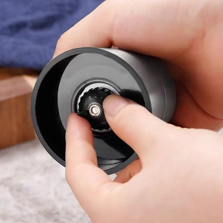 Stainless Steel Pepper Grinder For Household Manual Glass Grinding Black Pepper Powder Seasoning Bottle Comes With Grinding Bottle - V.I.P Digital Presence