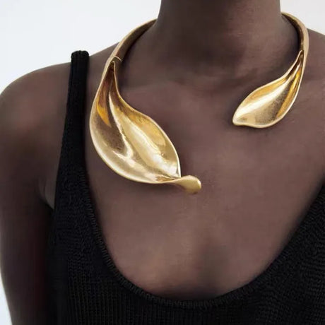 Metal leaf shaped flower bracelet bracelet - V.I.P Digital Presence