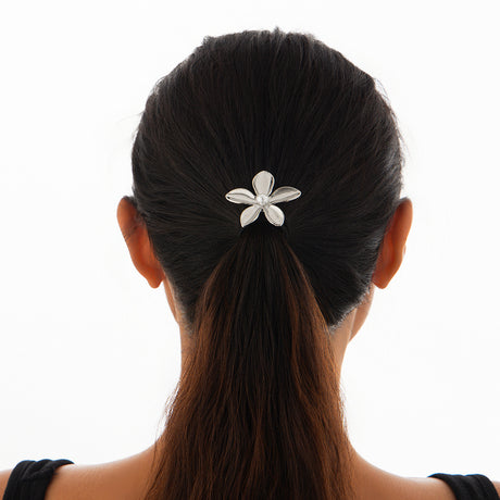 Versatile five petal flower alloy hair accessory with fashionable glossy imitation pearl bow headband - V.I.P Digital Presence