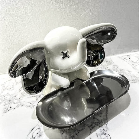 Home, living room, shoe cabinet, decorations, remote control, miscellaneous items tray, Instagram style entrance, key storage, ornaments - V.I.P Digital Presence