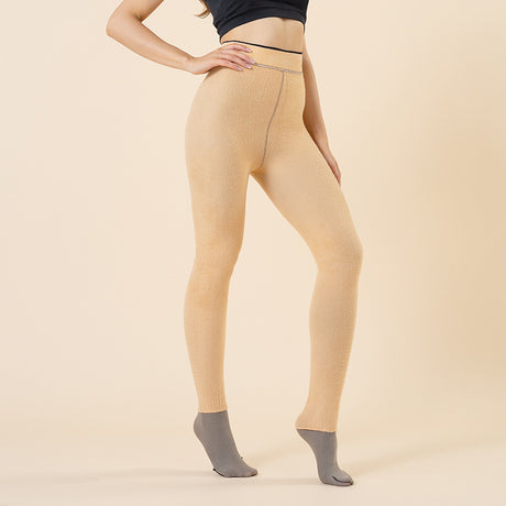 Wearing fake flesh through oversized single crotch leggings for warmth, women's bare legs with plush and thick translucent pantyhose - V.I.P Digital Presence